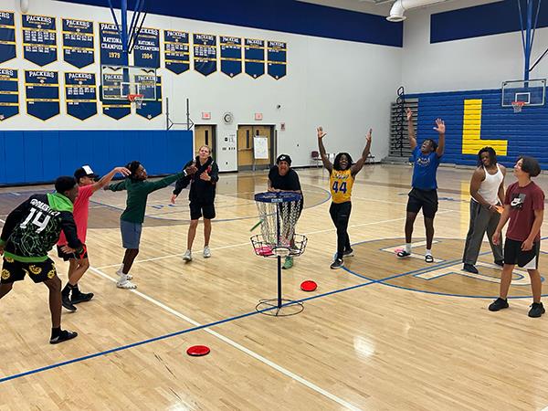 The Florida Hummingbird is a local non-profit run by Alecia Trauscht, Data Analyst in AAR, and Linda Ray, Assistant Principal at Largo High School with the goal of promoting healthy and active lifestyles among students.